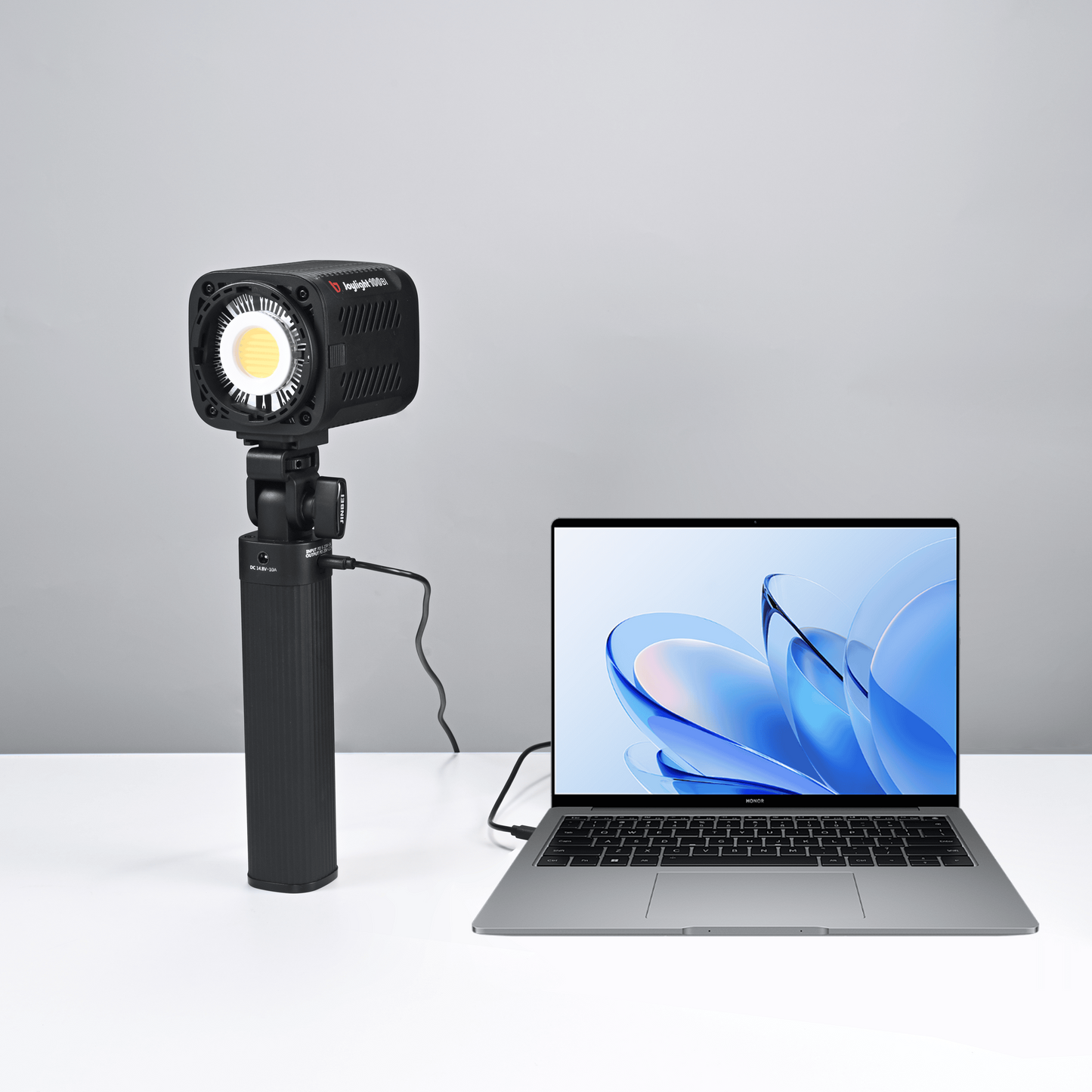 BG98 PD Battery Handle/Power Bank